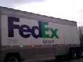 Fedex schafft Platz für Weihnachtspäckchen