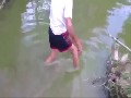 Fishing with electric rod, funny