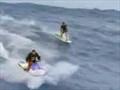 Surfen auf gigantischer Welle