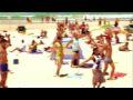 Say Cheese! Flash Mob On Bondi Beach!