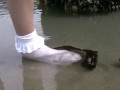 /cf09ca74b5-high-heels-bobby-socks-am-strand