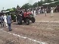 Andere Länder, andere Sitten! Traktorpulling in Indien!