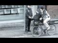 Police stops bicyclist WTF?