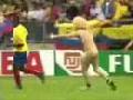 /138ba0c9bd-funny-football-clips-with-some-streakers